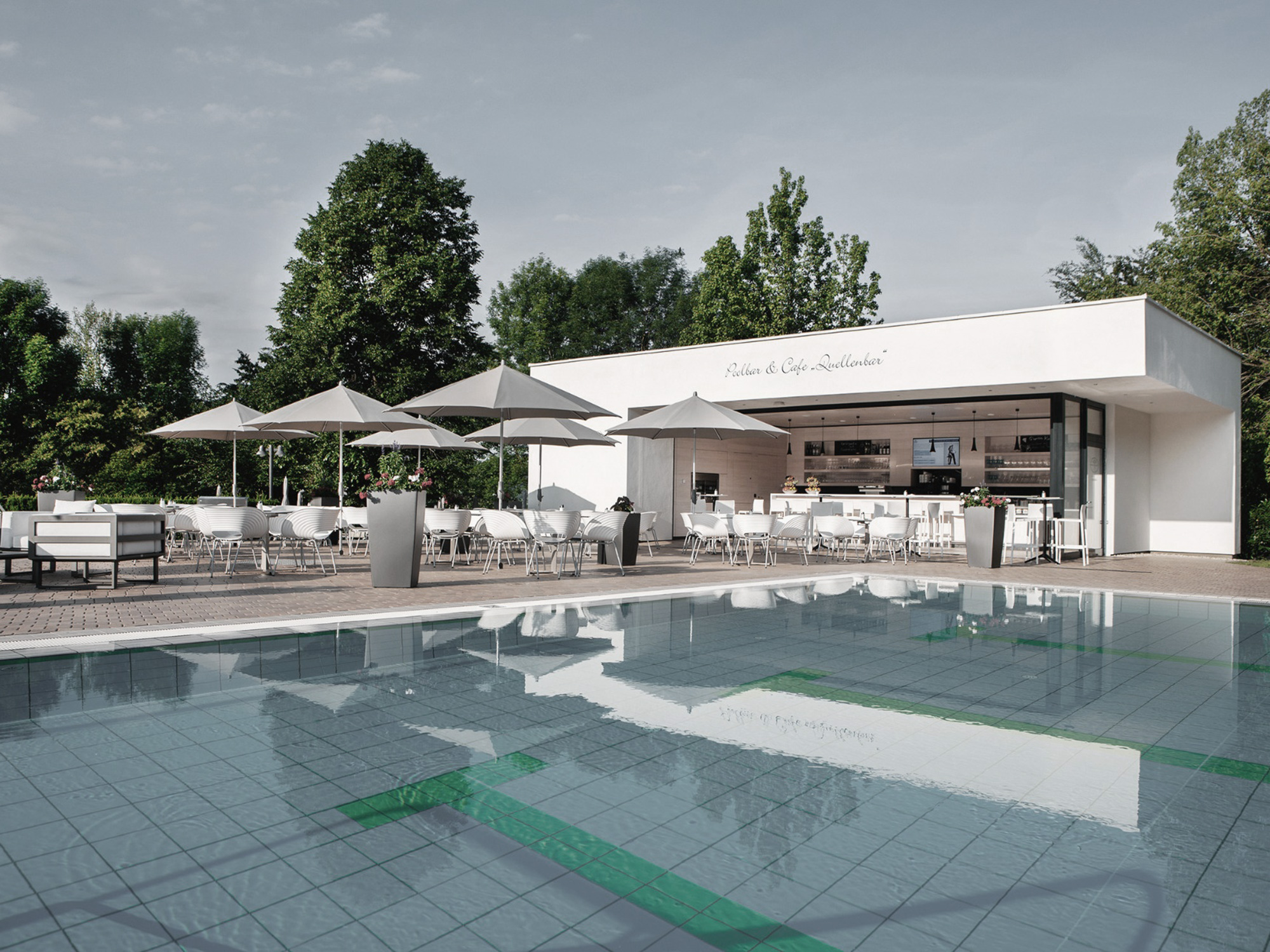 Quellenbar | Bad Waltersdorf